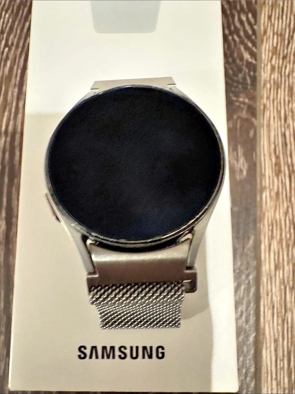 Samsung Galaxy Watch 4 Smartwatch Silver & Black
